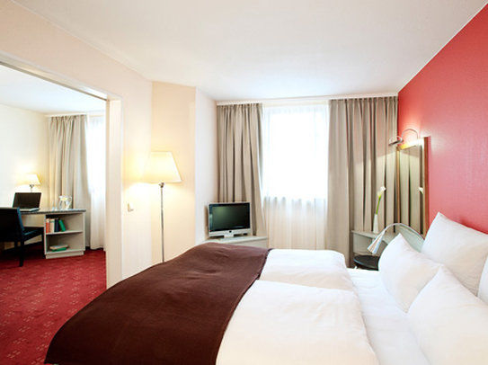 Nh Fuerth Nuernberg Otel Oda fotoğraf